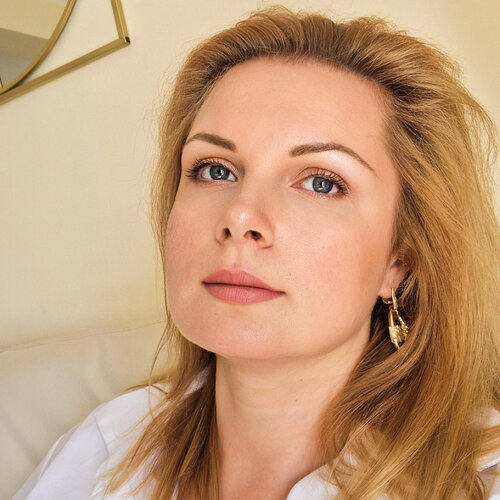 Segui TATIANA KARAPETIAN su Singulart