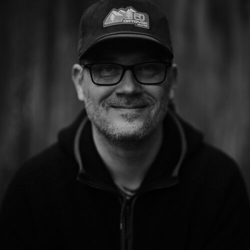 Follow Merten Riesner on Singulart
