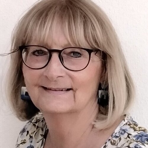 Follow Elfie Marijanovic on Singulart