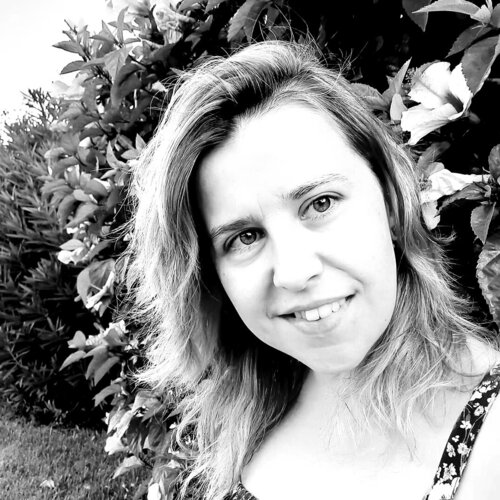 Segui Eliana Sá su Singulart