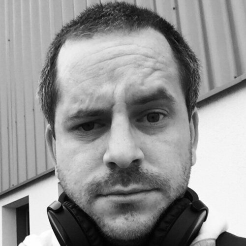 Follow Stéphane Ségouin on Singulart