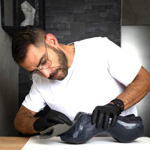 Segui Nicolas Vallori su Singulart