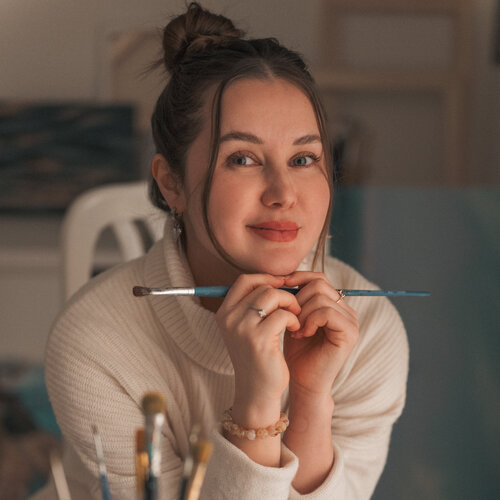 Follow Aisylu Burangulova on Singulart