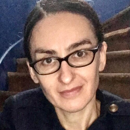 Volg Maria Magdalena Lazar op Singulart