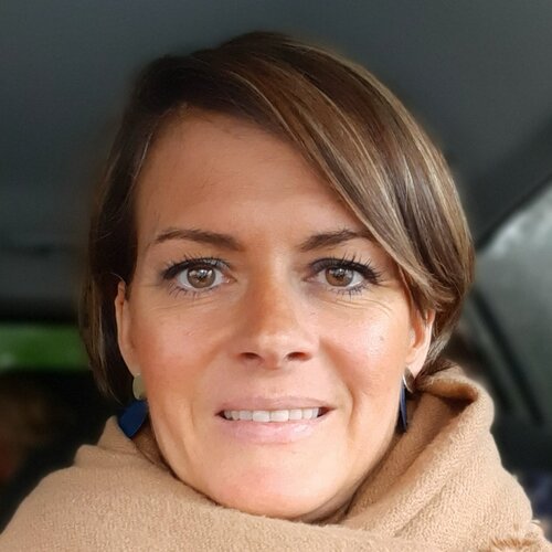 Volg Emilie CERLES op Singulart