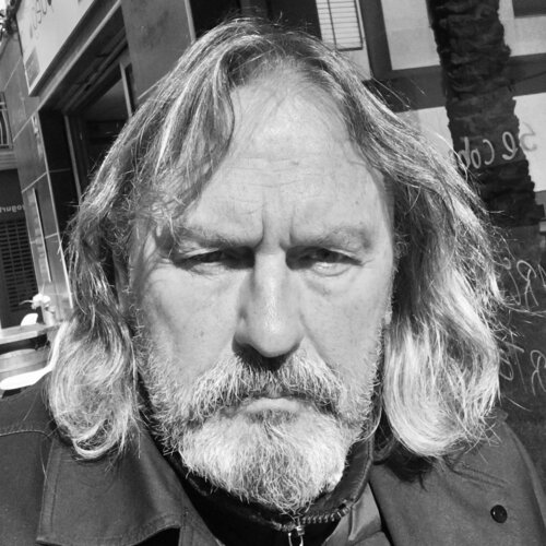 Suivez Andrey Khodakov sur Singulart