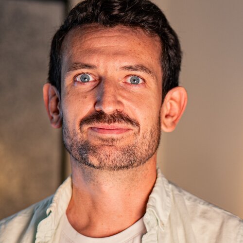 Sigue a Pierre Xurbed en Singulart