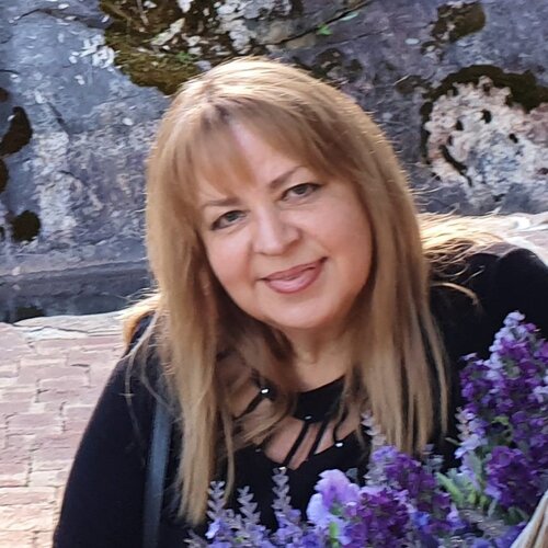 Volg Tetyana Soboleva op Singulart