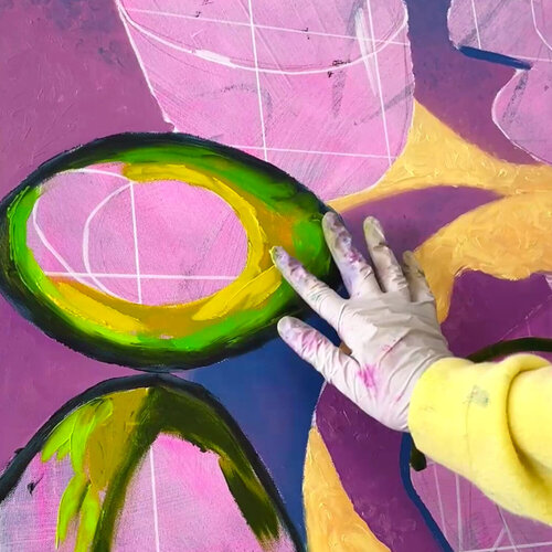 Volg Lorraine McMillan op Singulart