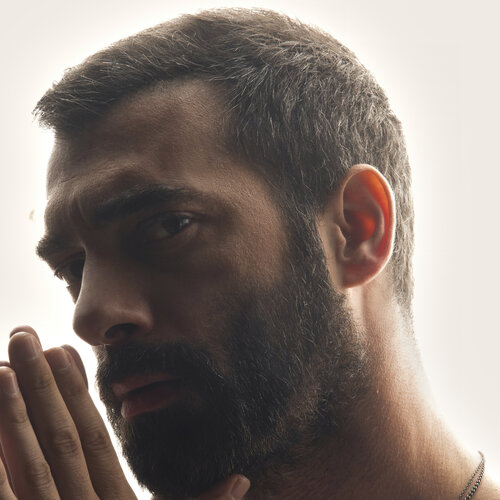 Volg İlker Kaleli op Singulart