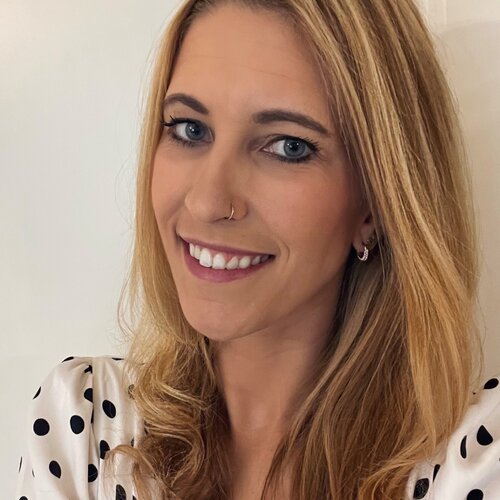 Sigue a Bettina Schaub en Singulart