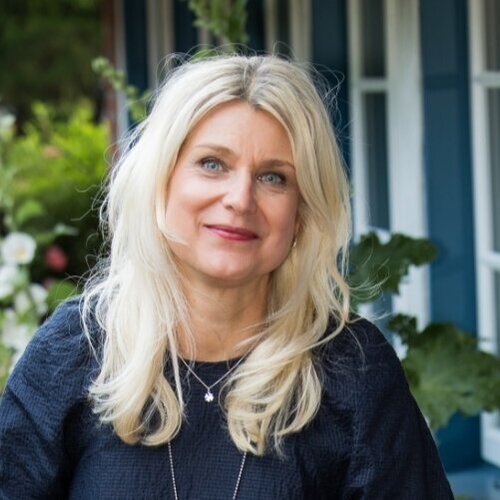 Segui Susan Metzendorf su Singulart