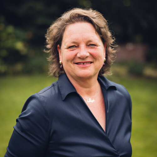 Segui Prof. Dr. Silke Kettig su Singulart