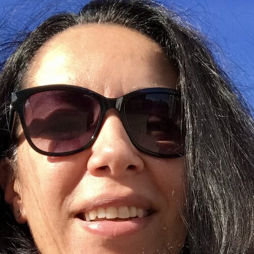 Volg Valentina Rus op Singulart