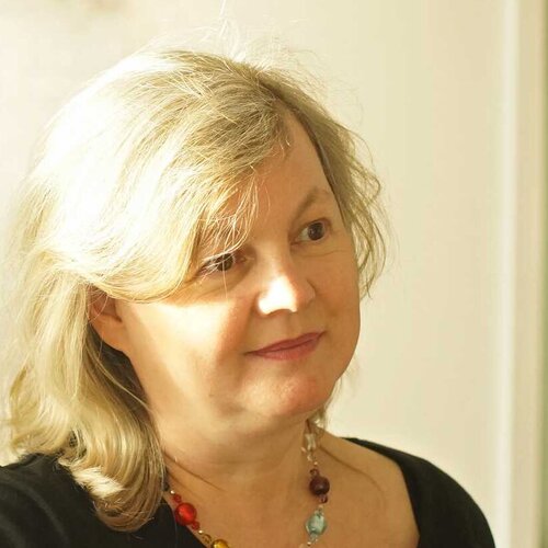 Folgen Sie Karin Fröhlich auf Singulart