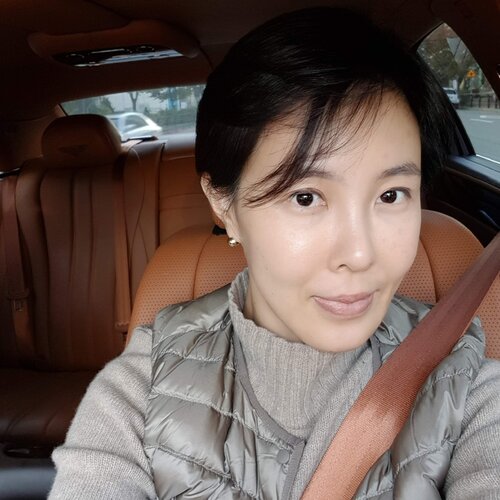 Sigue a Hoon Shin en Singulart