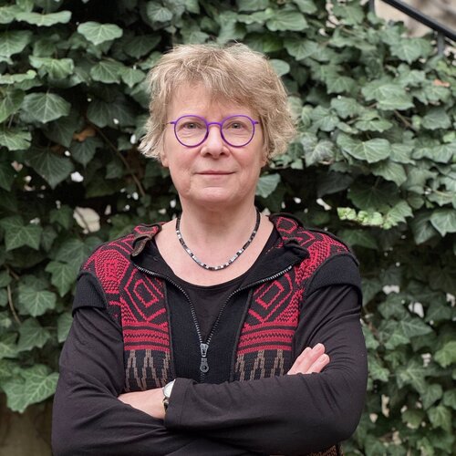 Segui Sabine Schneider su Singulart