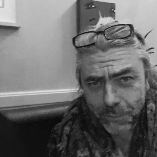 Volg Yann Kempen op Singulart