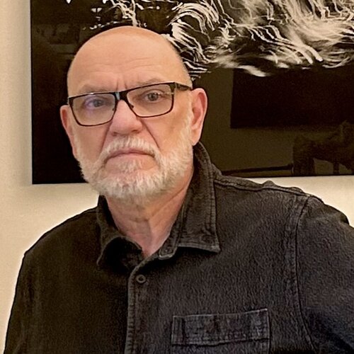 Follow Michail Nogin on Singulart