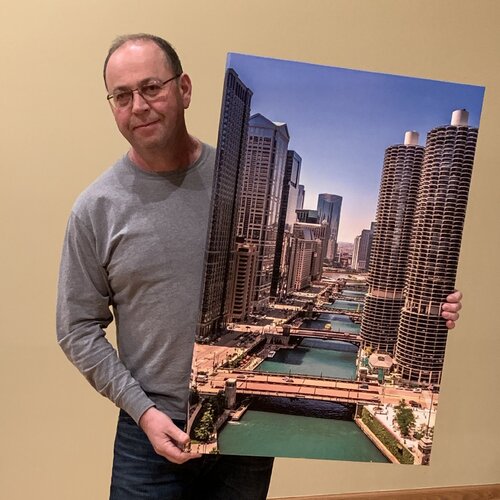 Follow Lev Kaytsner on Singulart