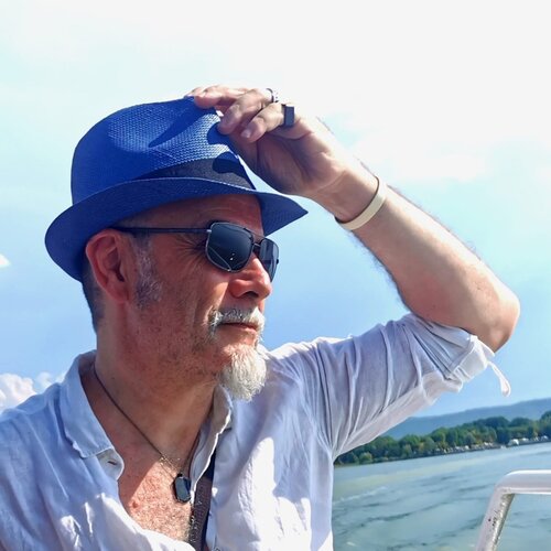 Volg ENRICO TUBERTINI op Singulart