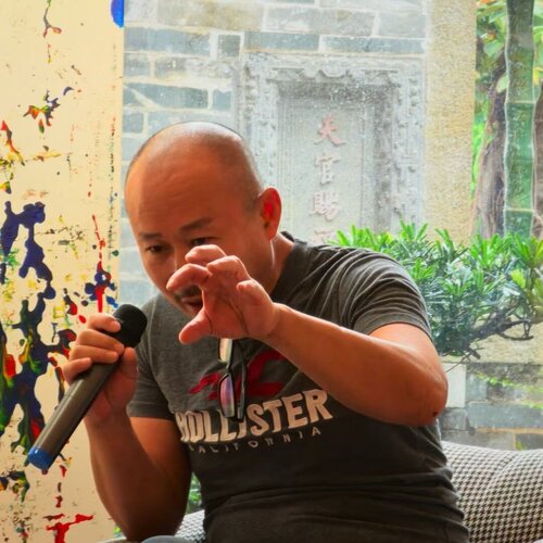Segui Ziqi Yu su Singulart