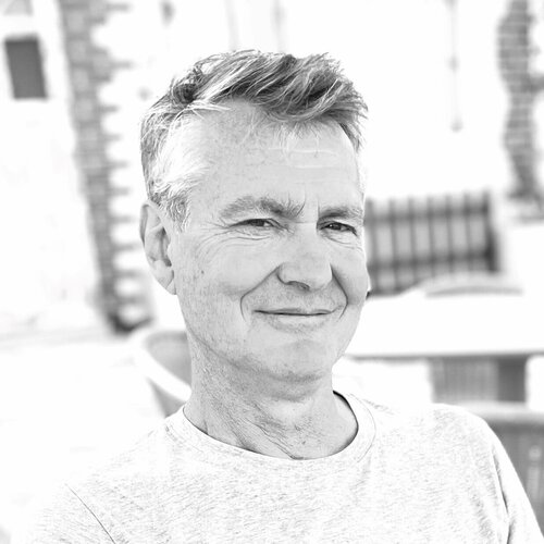 Volg ANTOINE F. op Singulart