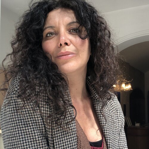 Volg Sara Sgrò op Singulart