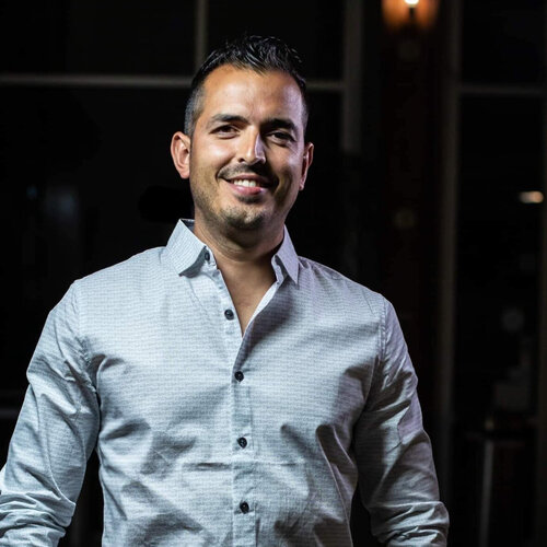 Segui Rafael Hernandez Morales su Singulart
