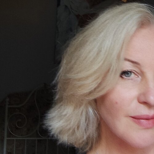 Volg NATALIA LALETINA op Singulart
