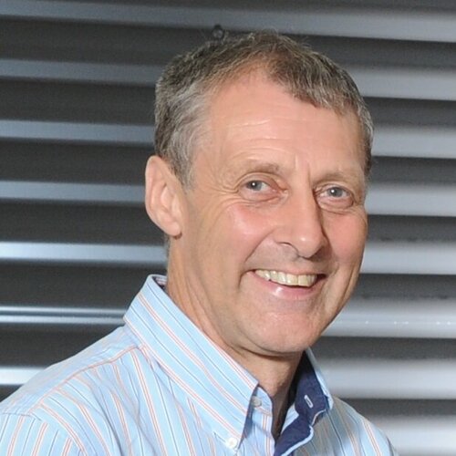Volg Richard Hall op Singulart