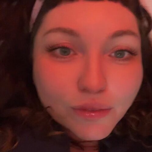 Segui Tammie LaMountain su Singulart