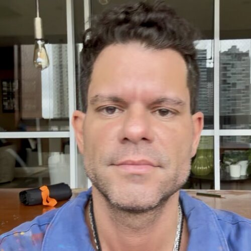 Suivez Felipe Cavalcanti sur Singulart