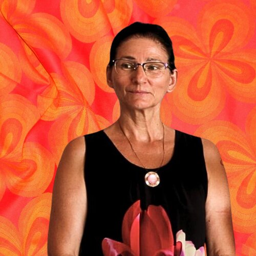 Volg Claire Szegvary op Singulart