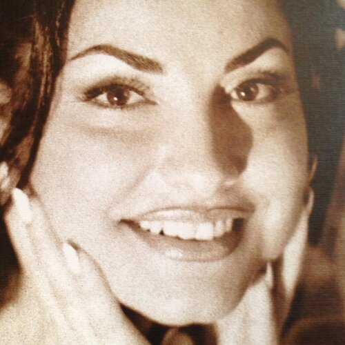 Follow Rossella Faraone on Singulart