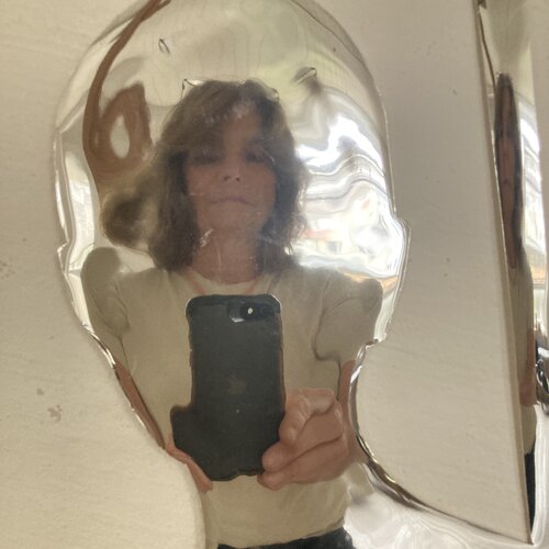 Segui Rebekka Brunke su Singulart