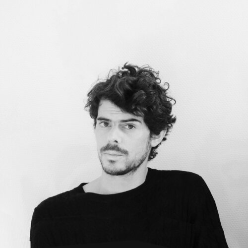 Volg Odysseas Yiannikouris op Singulart