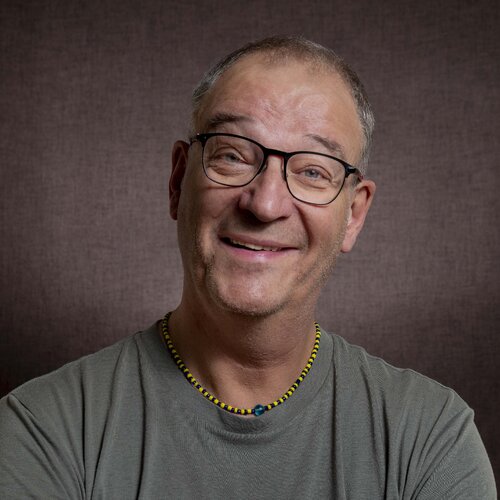 Volg Pascal Clément Art op Singulart