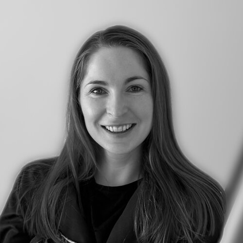 Sigue a Elena Alexander en Singulart