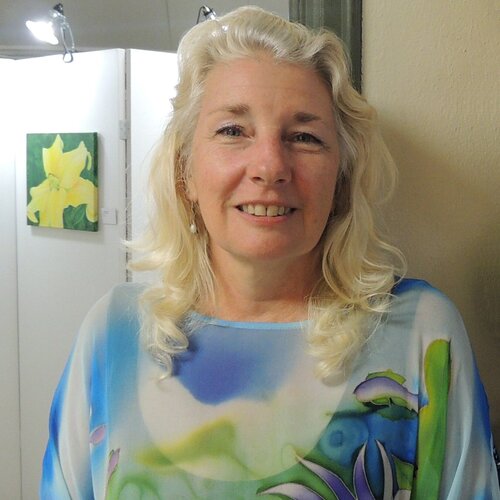 Volg Linda Z Artist op Singulart