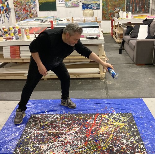 Volg Andrew Watt op Singulart