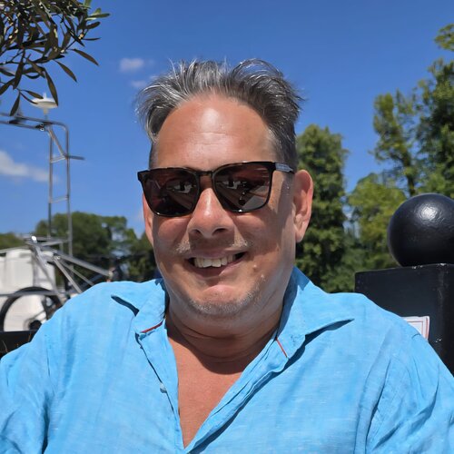 Segui Nicholas Broughton su Singulart