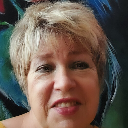 Volg Iwona Szala op Singulart