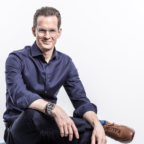 Volg Ralf Haberich op Singulart