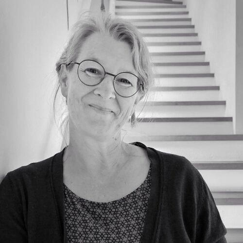 Volg Annika Leese op Singulart