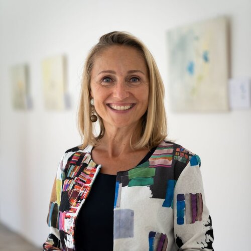 Folgen Sie Regina Ahlgrimm-Siess auf Singulart