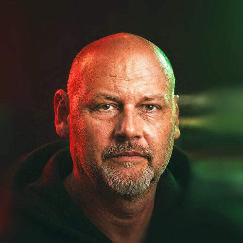 Segui David Dvorsky su Singulart