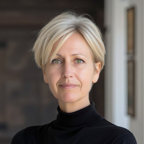 Segui Veronika Obushikhina Danilova su Singulart