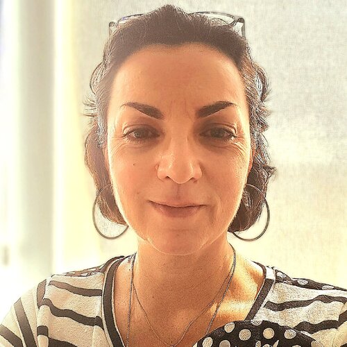 Volg Cécile Biancheri op Singulart