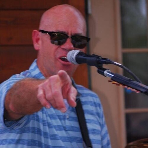 Volg Sean Plumb op Singulart
